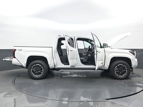 New 2026 Toyota Tacoma TRD Sport AWD/4WD image 30