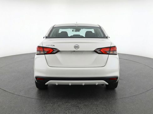 Used 2025 Nissan Versa SV image 7