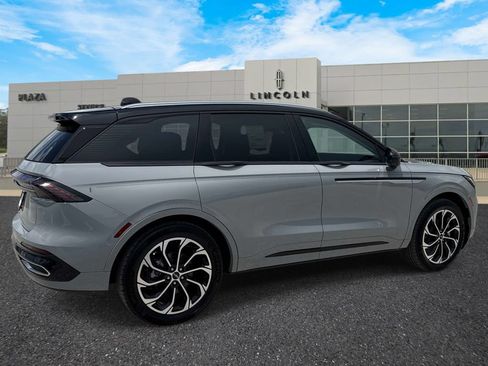 New 2026 Lincoln Nautilus Reserve AWD/4WD image 3