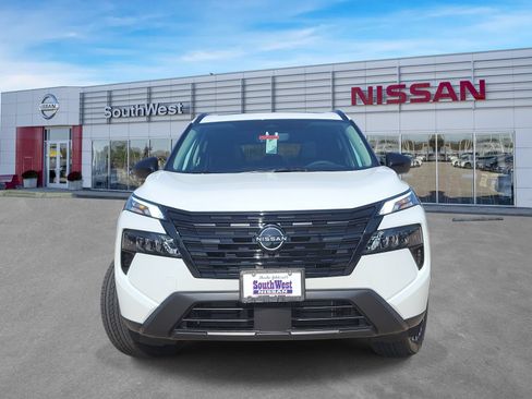 New 2026 Nissan Rogue Dark Armor FWD image 2