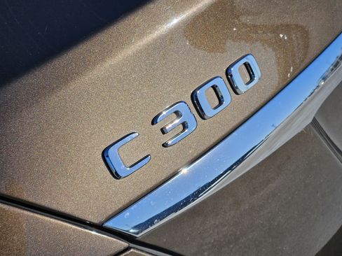 Used 2018 Mercedes-Benz C 300 C 300 image 12
