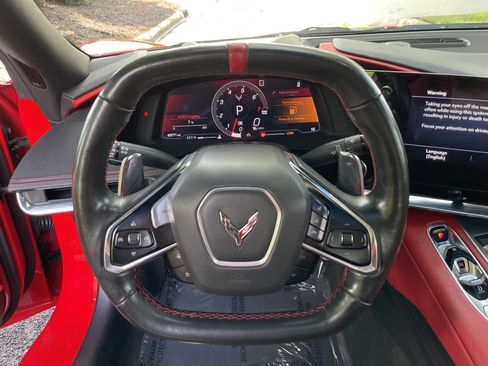 Used 2020 Chevrolet Corvette Stingray Preferred Cpe w/ 2LT Preferred Equipment Group RWD image 17