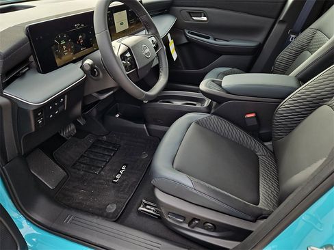 New 2026 Nissan Leaf Platinum+ image 16