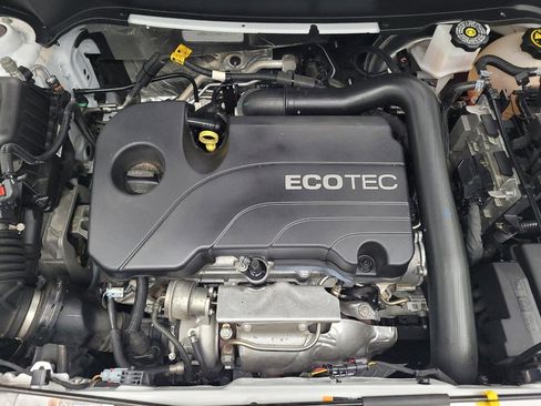 Used 2022 Chevrolet Equinox LT image 30