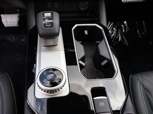 New 2026 Mitsubishi Outlander SEL image 51