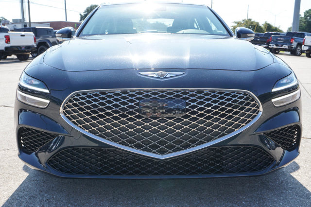 Used 2025 Genesis G70 2.5T RWD image 8
