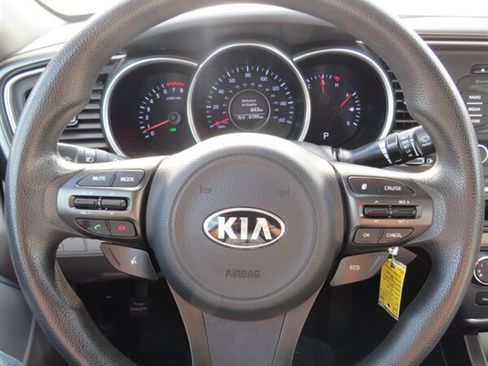 Used 2015 Kia Optima LX FWD image 10