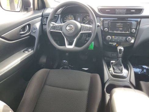 Used 2020 Nissan Rogue Sport S w/ Appearance Package FWD image 15