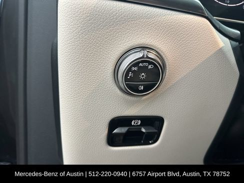 Used 2026 Mercedes-Benz GLC 300 image 18