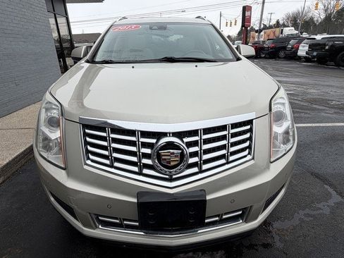 Used 2015 Cadillac SRX Luxury image 4