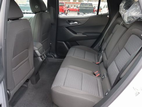 New 2026 Chevrolet Equinox LT w/ Safety and Technology Package image 18