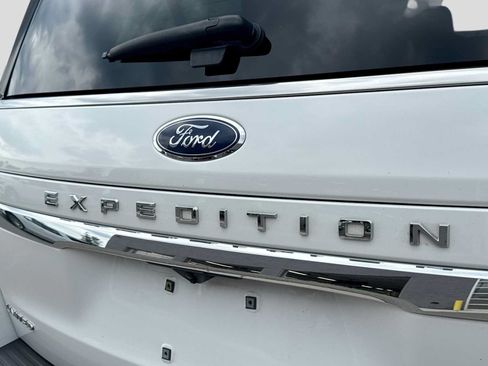 Certified 2023 Ford Expedition Max Limited AWD/4WD image 12