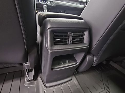 Used 2025 Honda CR-V Sport-L image 33