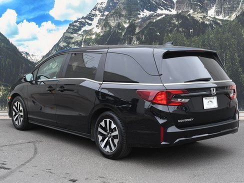 Used 2025 Honda Odyssey EX-L image 9
