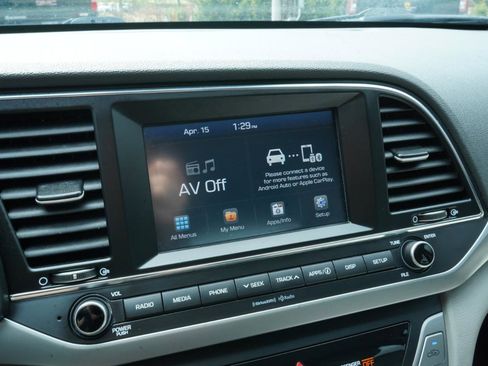 Used 2018 Hyundai Elantra SEL image 32