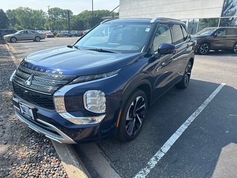 Used 2024 Mitsubishi Outlander SEL Black Edition AWD/4WD image 4