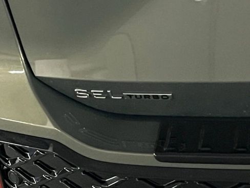 New 2026 Volkswagen Tiguan SEL R-Line image 38