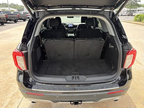 Used 2021 Ford Explorer Limited w/ Hybrid Equipment Group 310A RWD image 8