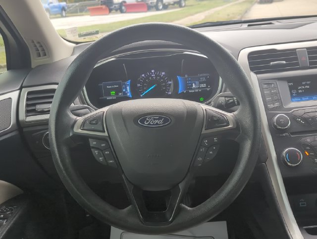 Used 2018 Ford Fusion S FWD image 20