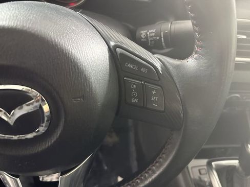 Used 2016 MAZDA MAZDA3 i Touring w/ Popular Equipment Package image 13