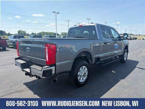 Used 2024 Ford F350 XLT AWD/4WD image 5
