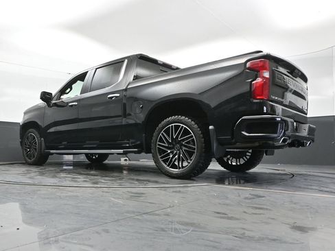 Used 2021 Chevrolet Silverado 1500 High Country image 50