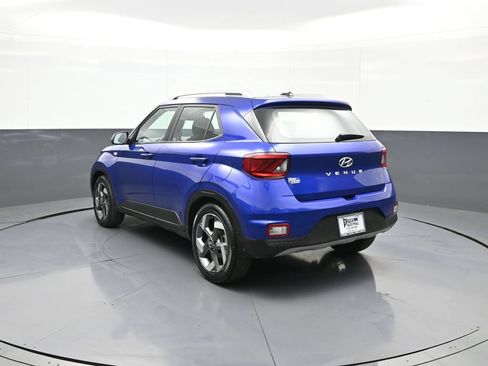 Certified 2023 Hyundai Venue SEL w/ Cargo Package FWD image 8