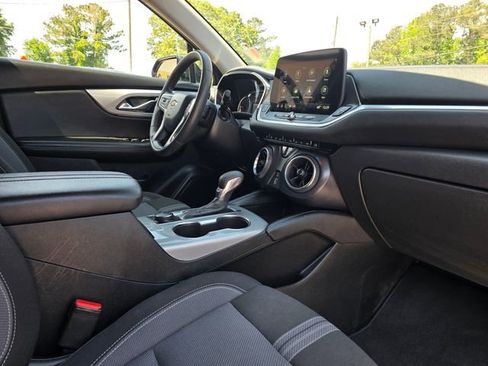 Used 2023 Chevrolet Blazer LT w/ Midnight/Sport Edition FWD image 19