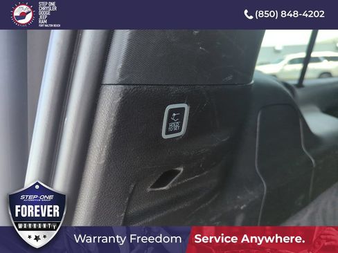 Used 2024 Jeep Grand Wagoneer L 4WD image 32
