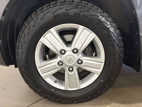 Used 2015 Toyota Land Cruiser AWD/4WD image 51