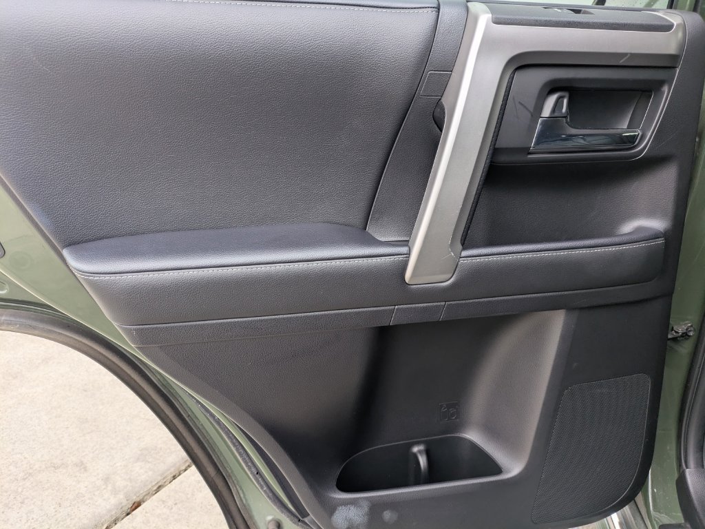 Used 2022 Toyota 4Runner Limited AWD/4WD image 27