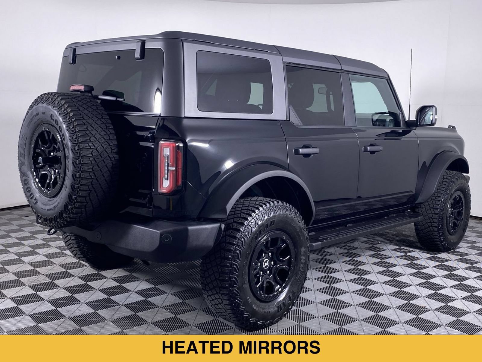 Used 2023 Ford Bronco Wildtrak AWD/4WD image 19