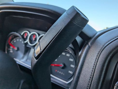 Used 2020 Chevrolet Silverado 1500 LT image 22