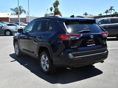 Used 2024 Toyota RAV4 XLE FWD image 6