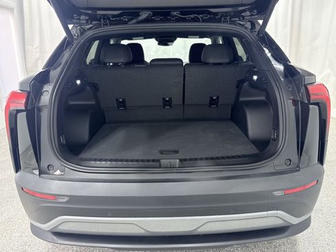 Used 2024 Chevrolet Blazer EV LT image 10