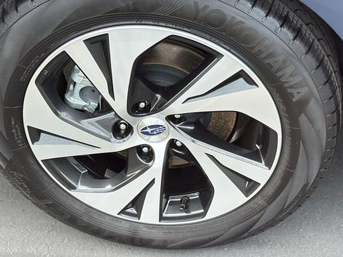 Certified 2025 Subaru Legacy Premium AWD/4WD image 11