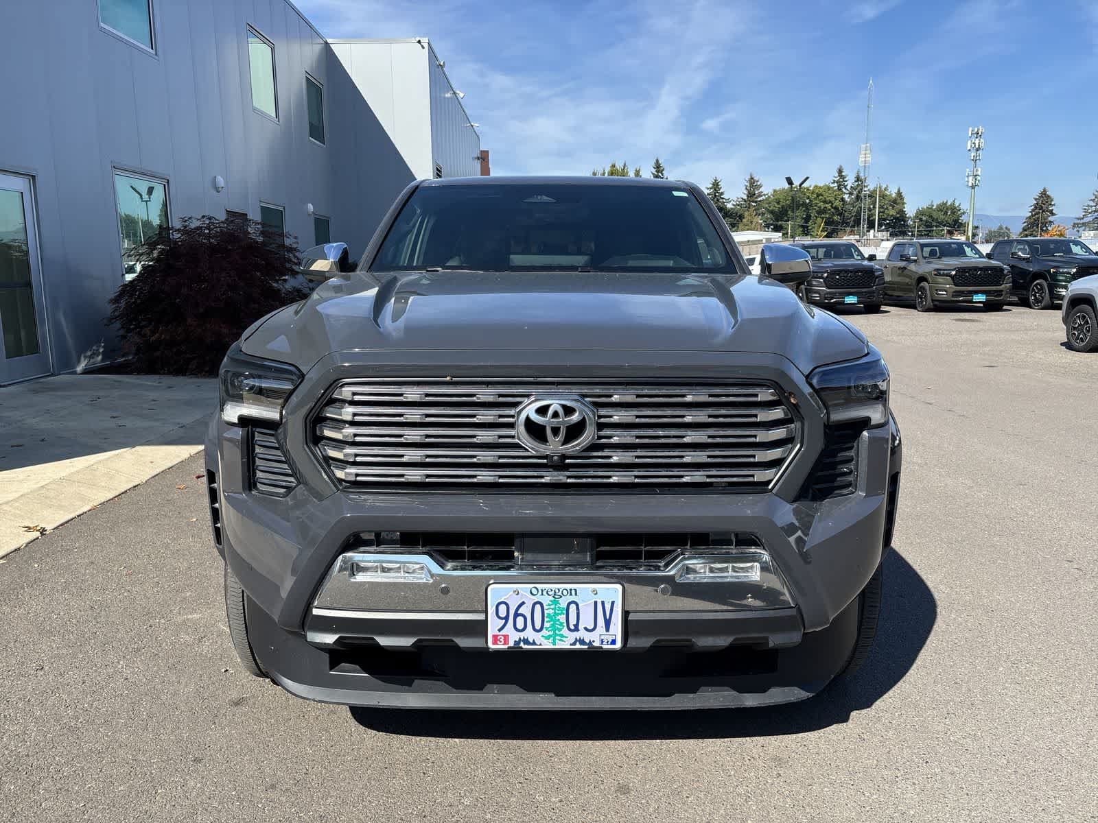 Used 2024 Toyota Tacoma Limited w/ Limited Package (LT) AWD/4WD image 7