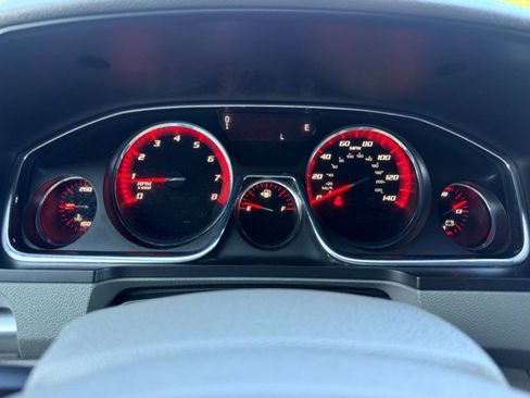 Used 2015 GMC Acadia SLE FWD image 54