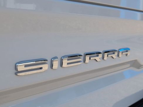 New 2026 GMC Sierra 1500 AT4X image 10