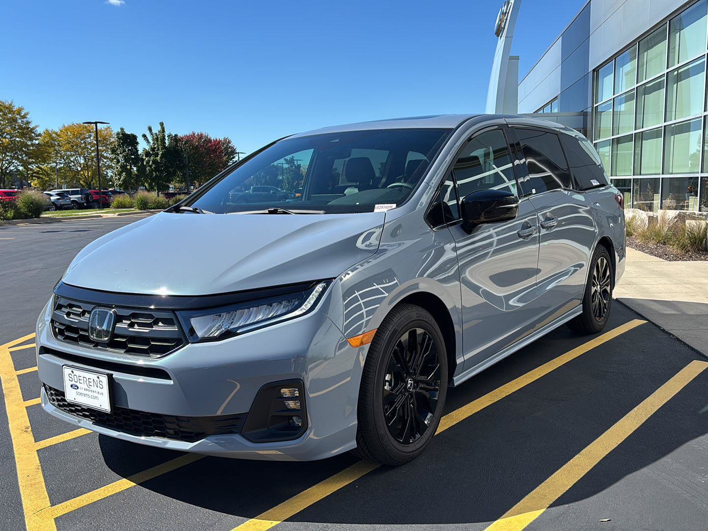 Used 2026 Honda Odyssey Sport-L image 3