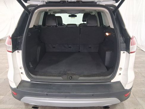 Used 2015 Ford Escape Titanium w/ Equipment Group 301A FWD image 28