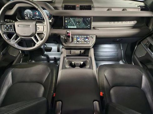 Used 2023 Land Rover Defender 110 X-Dynamic SE image 19