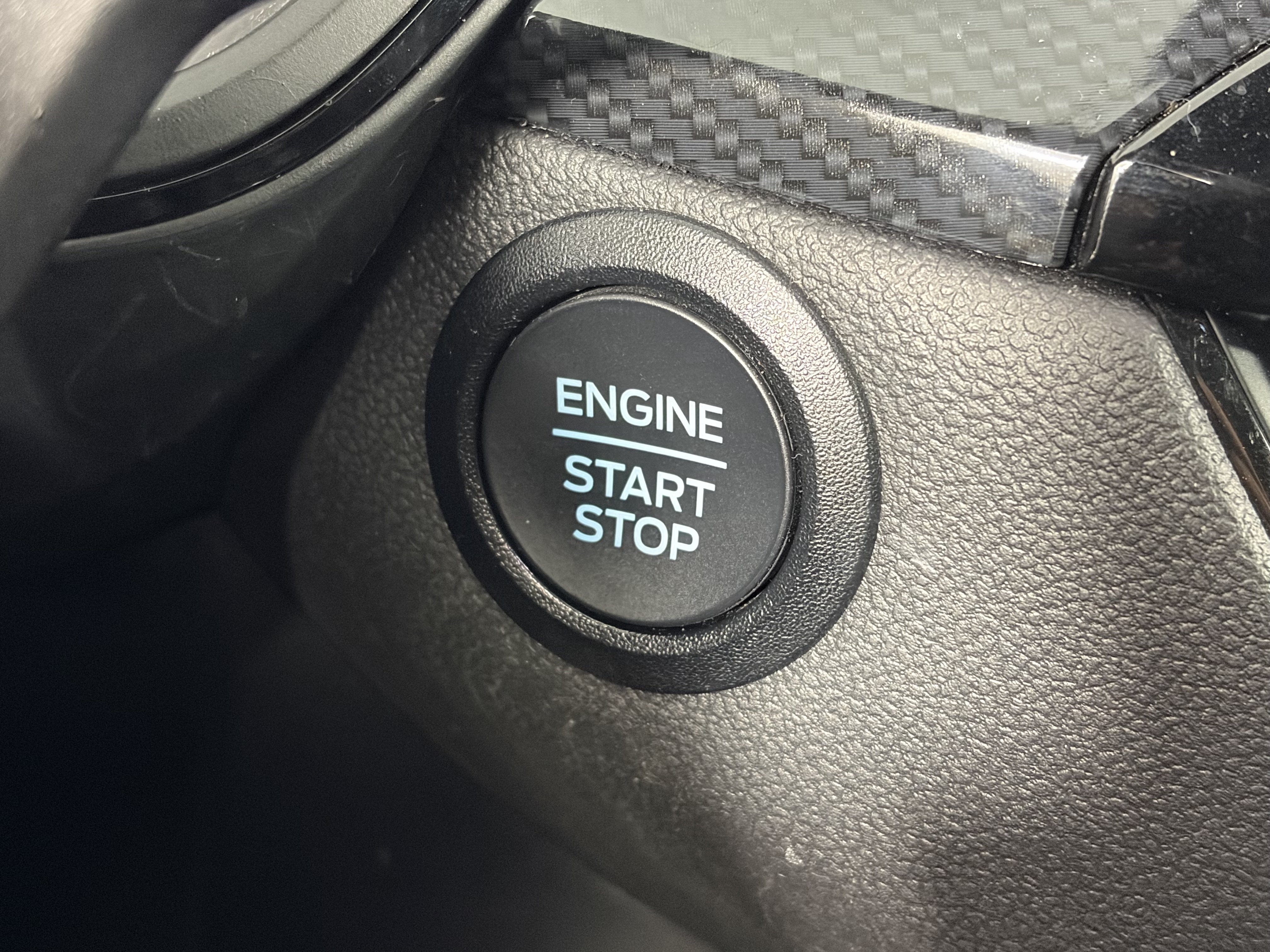 Used 2025 Ford Escape ST-Line Select AWD/4WD image 28