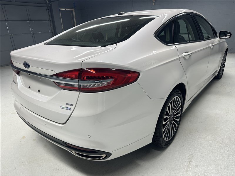 Used 2017 Ford Fusion SE w/ Equipment Group 202A AWD/4WD image 7