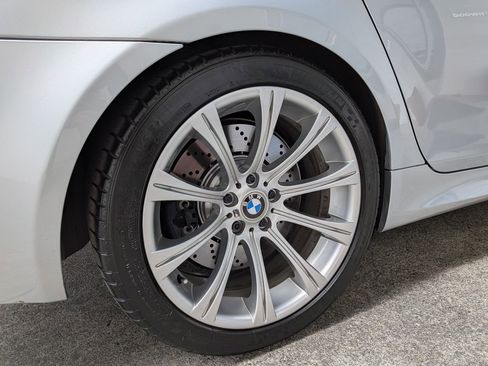 Used 2006 BMW M5 RWD image 8