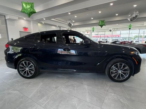 Used 2026 BMW X6 xDrive40i w/ Climate Comfort Package AWD/4WD image 10