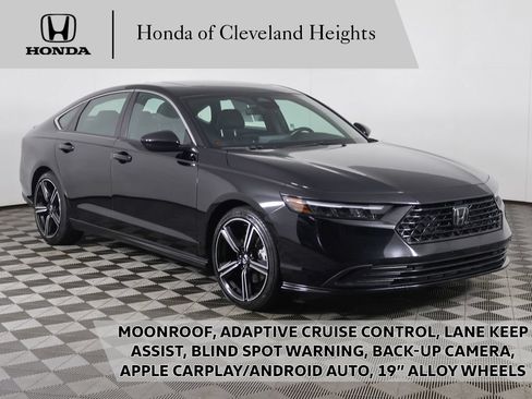 Used 2023 Honda Accord Sport image 1