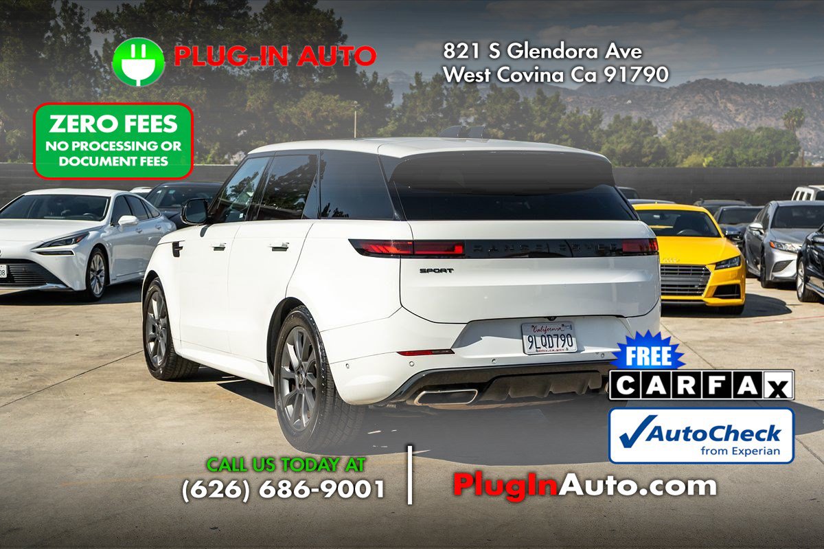 Used 2024 Land Rover Range Rover Sport Dynamic SE AWD/4WD image 2