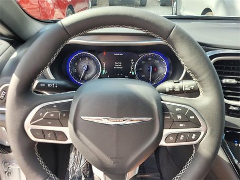 New 2026 Chrysler Voyager LX image 28