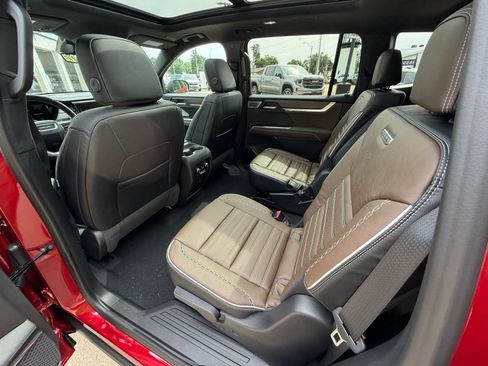 New 2026 GMC Acadia Denali Ultimate AWD/4WD image 26